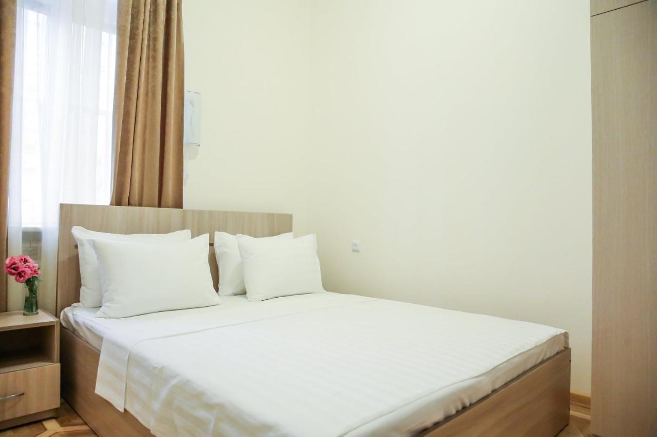 Alba Hotel Jerevan Eksteriør billede