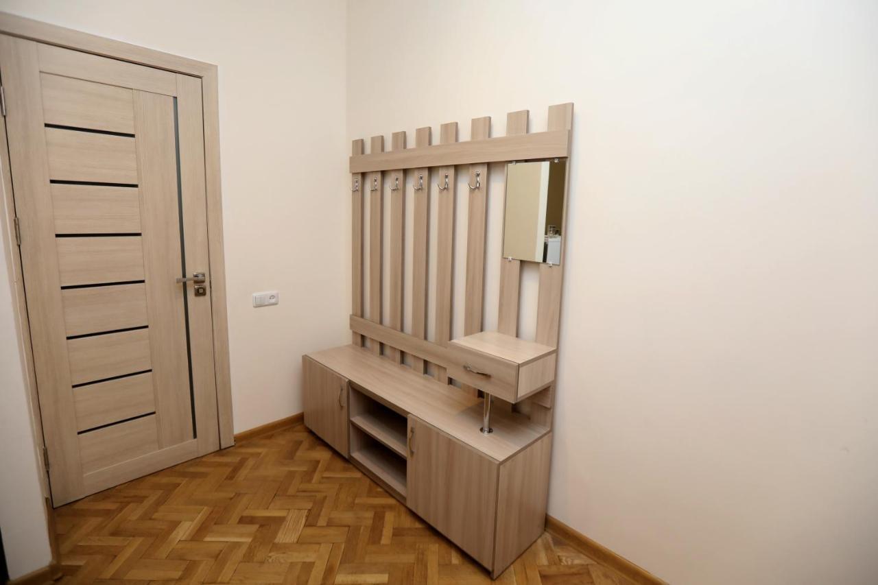 Alba Hotel Jerevan Eksteriør billede