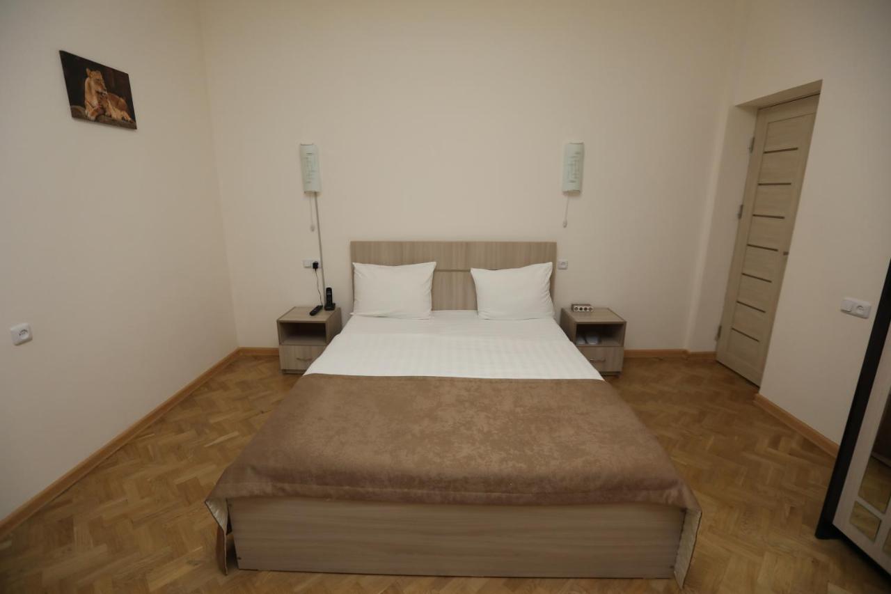 Alba Hotel Jerevan Eksteriør billede