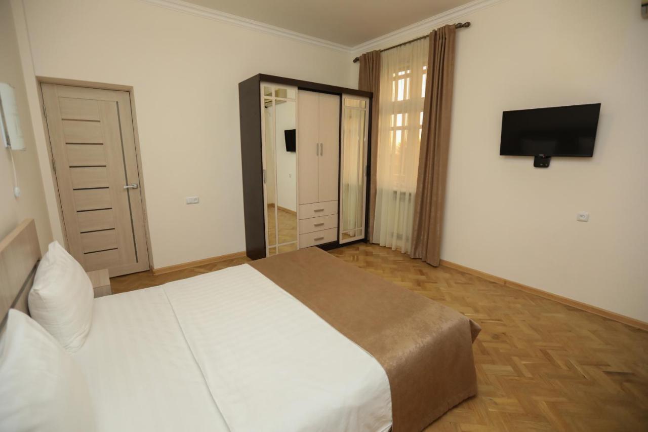 Alba Hotel Jerevan Eksteriør billede
